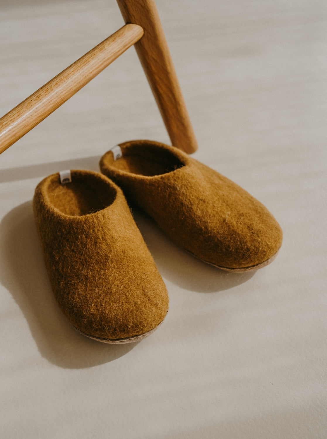 Cléo Chaussons adulte 100% laine feutrée naturelle MIIJO