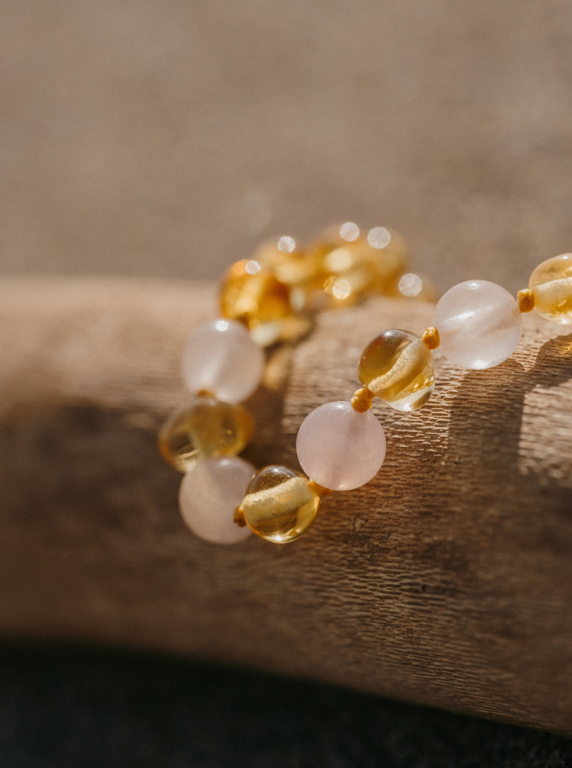 Necklace, lemon/rose quartz