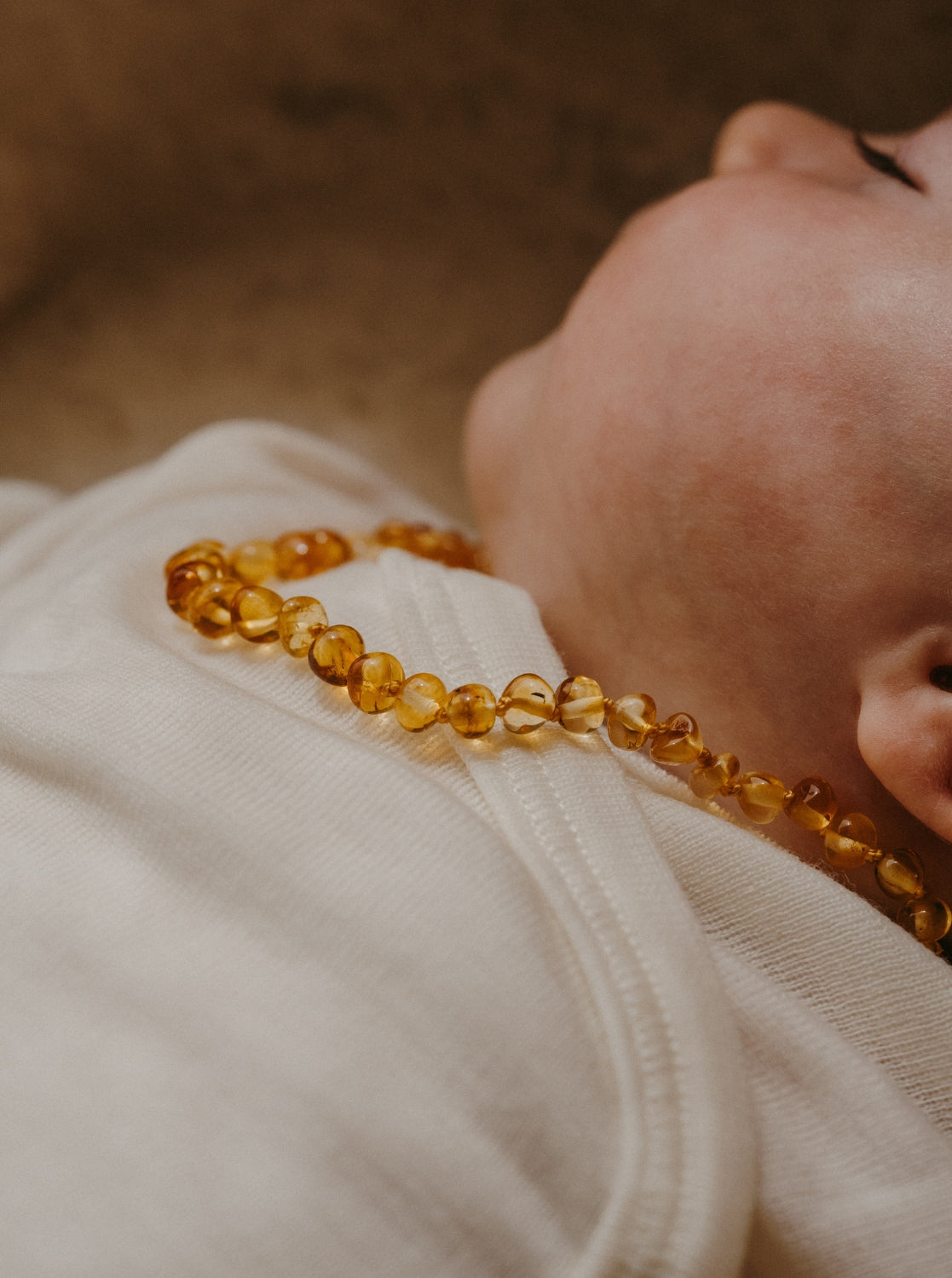 Necklace, honey