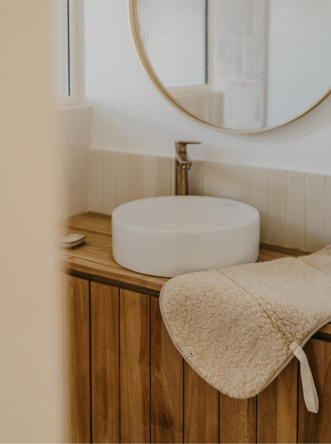 Skin cushion, cloud | 100% wool