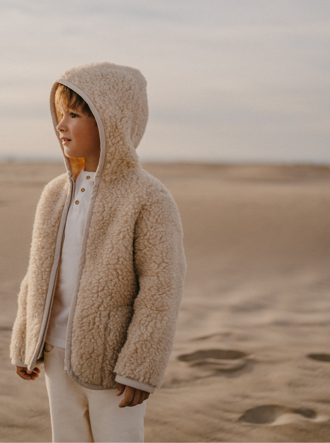 Skin children's jacket, sand
